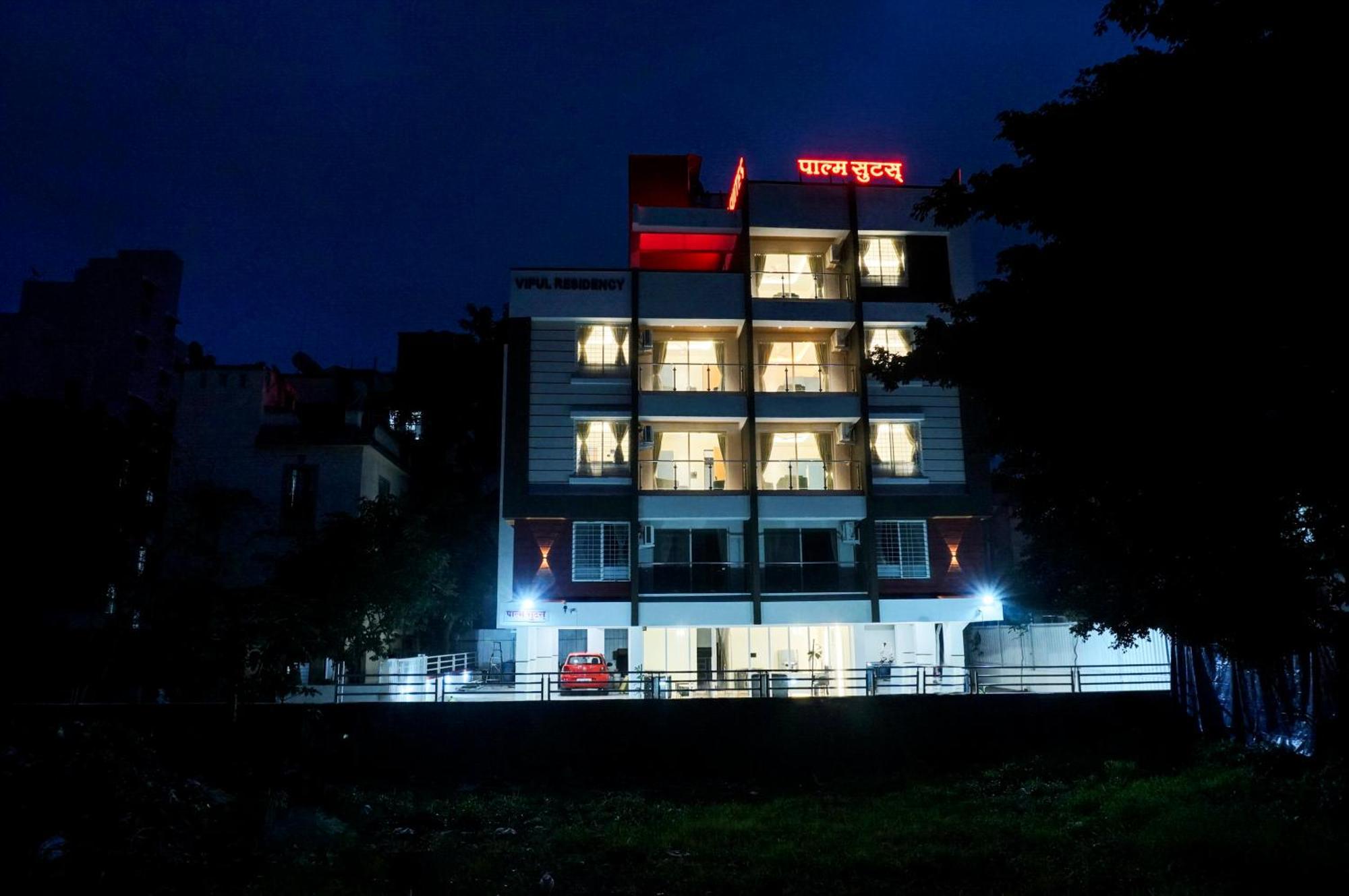 Palm Suites Baner- Indian Nationals Only Pune Bagian luar foto