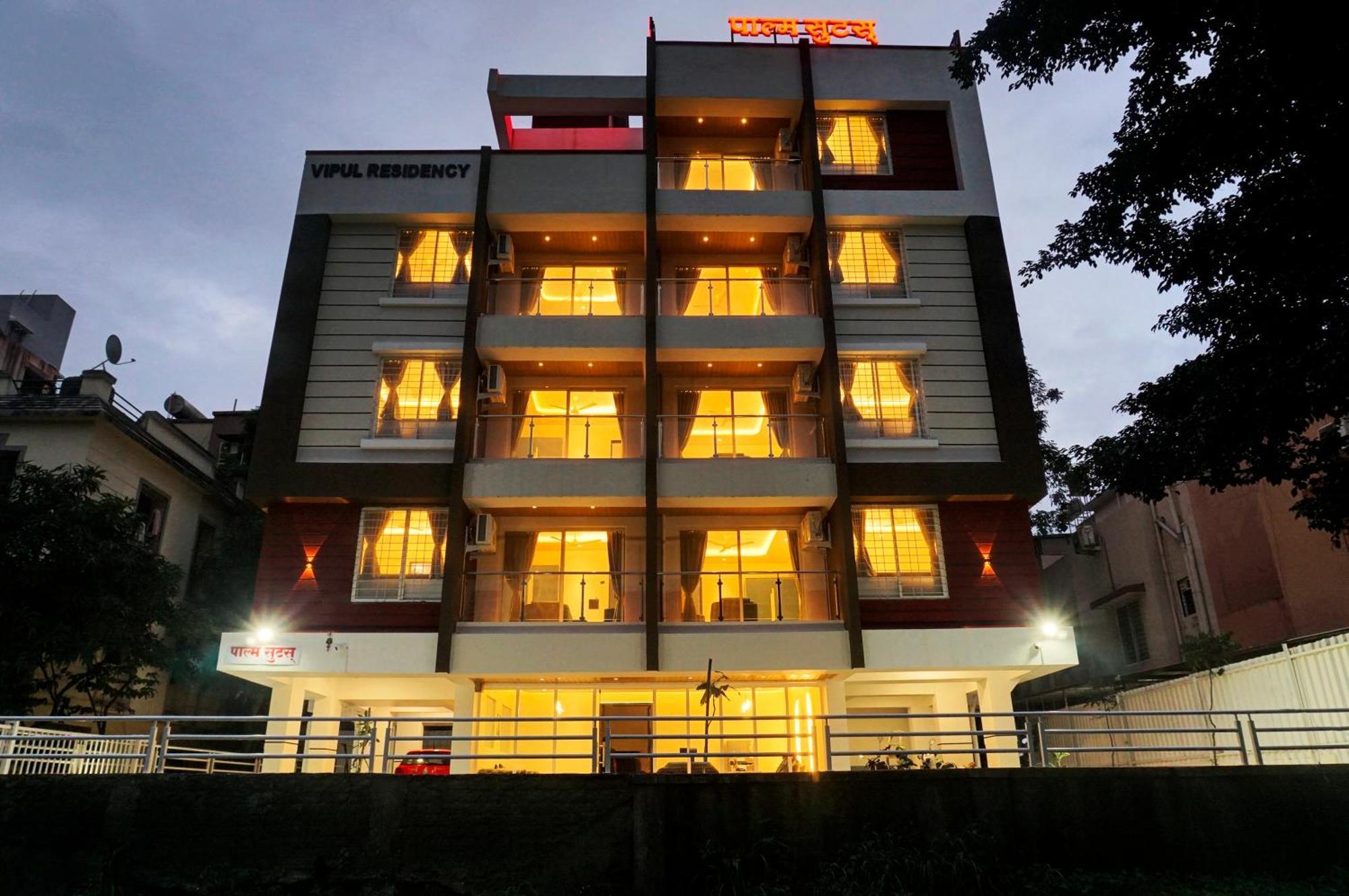 Palm Suites Baner- Indian Nationals Only Pune Bagian luar foto